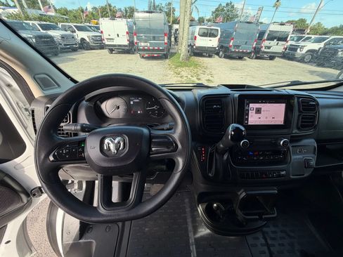 Used 2023 RAM ProMaster 3500 FWD image 14