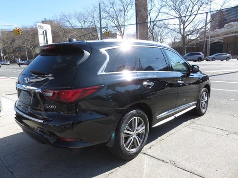 Used 2020 INFINITI QX60 Luxe w/ Essential Package image 3