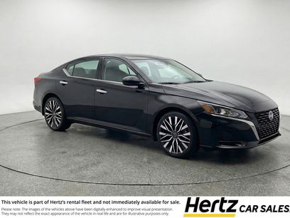 Used 2025 Nissan Altima 2.5 SV