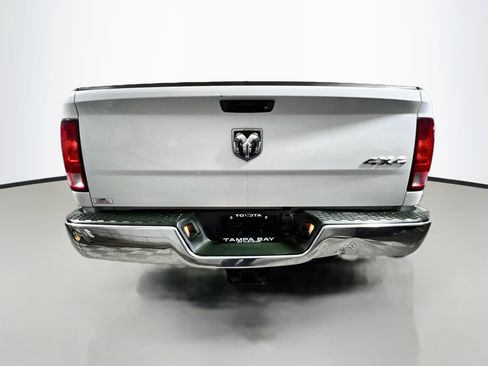 Used 2014 RAM 2500 Tradesman w/ Chrome Appearance Group AWD/4WD image 6