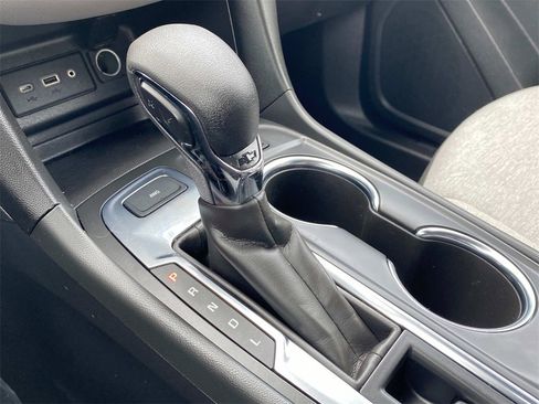 Used 2023 Chevrolet Equinox LT image 26