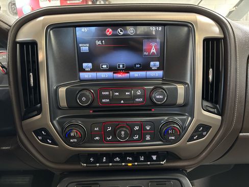 Used 2015 GMC Sierra 3500 Denali w/ Duramax Plus Package image 28