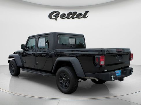 Used 2023 Jeep Gladiator Sport image 25