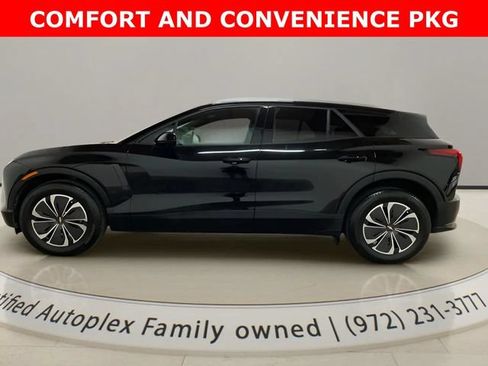 Used 2024 Chevrolet Blazer EV LT AWD/4WD image 2