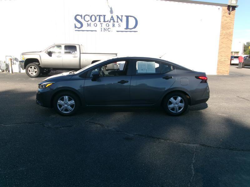 Used 2025 Nissan Versa S w/ Trunk Package FWD image 16