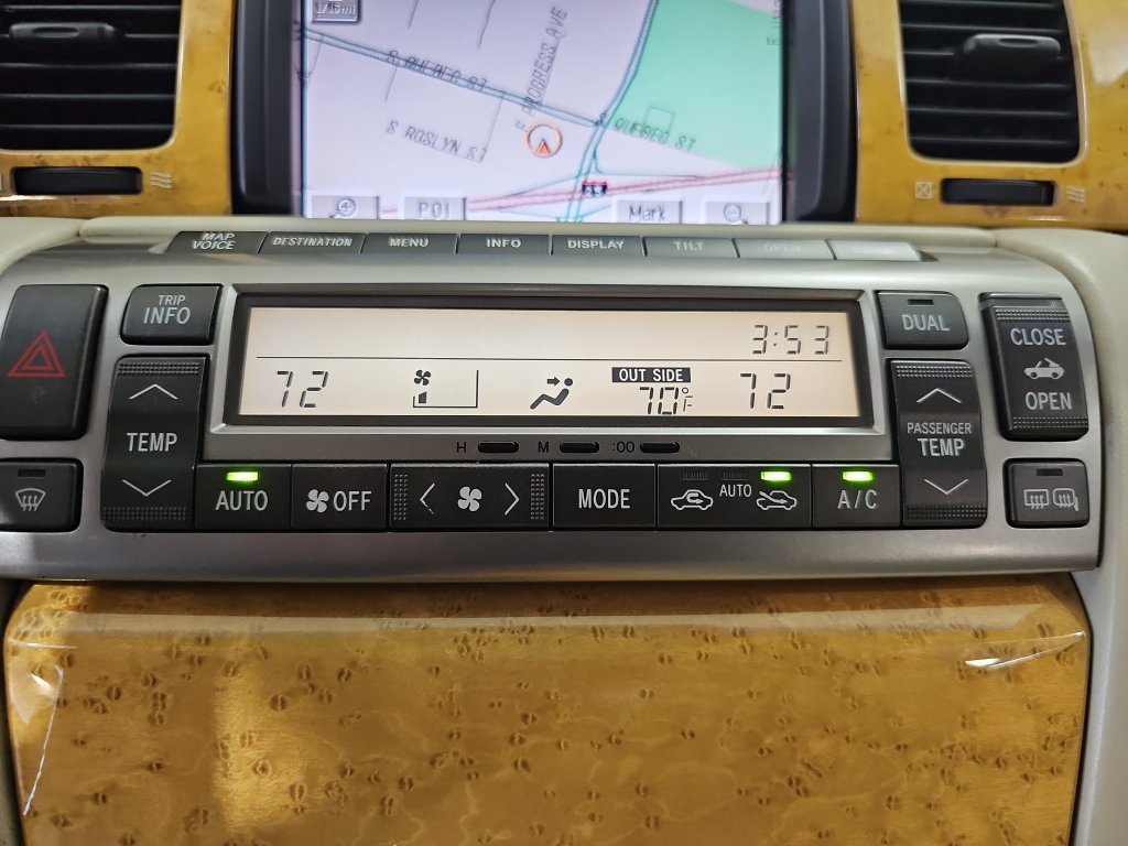 Used 2002 Lexus SC 430 Convertible RWD image 21