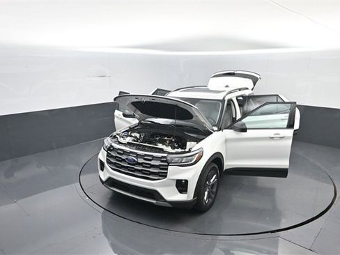 New 2026 Ford Explorer Active w/ Active Comfort Package image 39
