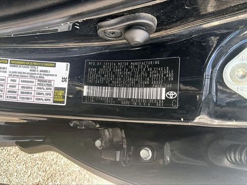 Used 2024 Toyota Corolla LE FWD image 36