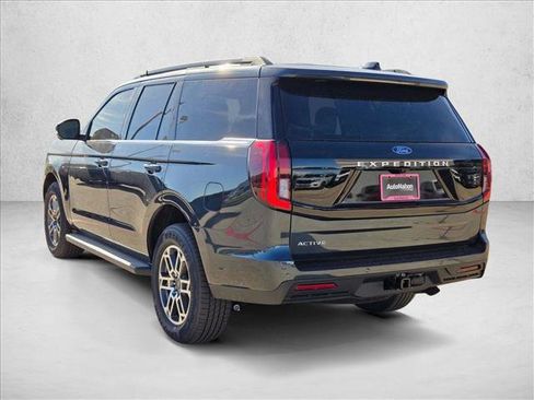 New 2026 Ford Expedition Active RWD image 9
