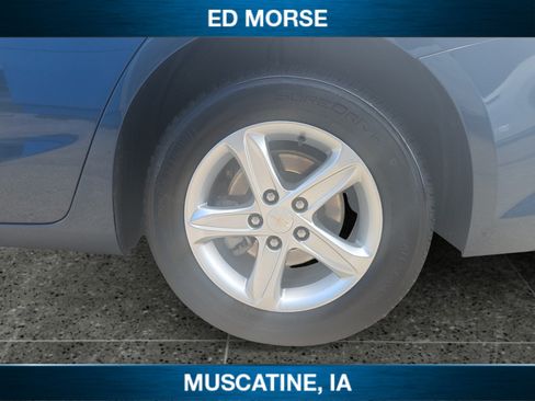 Certified 2024 Chevrolet Malibu LT FWD image 10