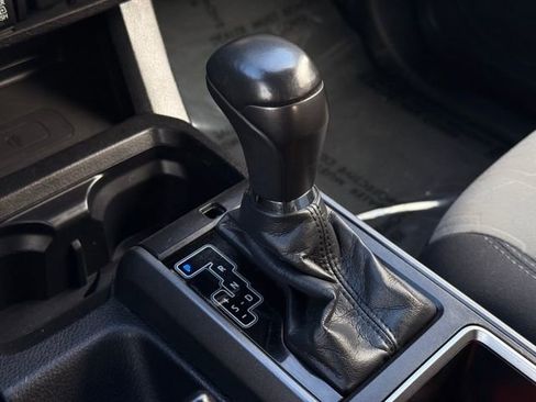 Used 2021 Toyota Tacoma TRD Sport image 30