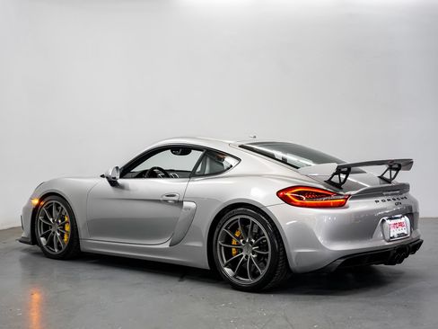 Used 2016 Porsche Cayman GT4 RWD image 9