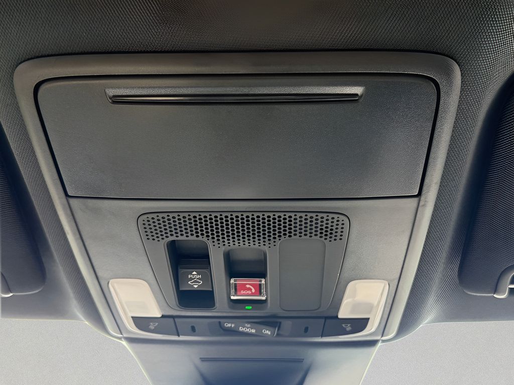 Certified 2025 Honda Civic Sport Touring image 31