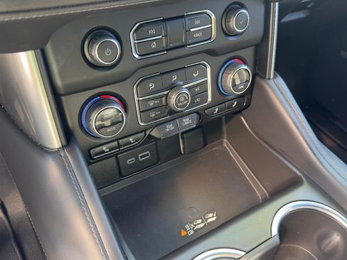 Used 2023 Chevrolet Tahoe LT image 22