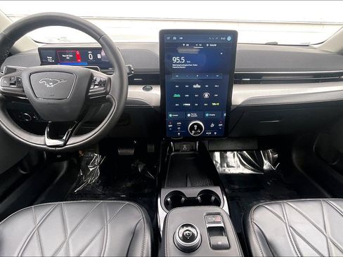 Used 2023 Ford Mustang Mach-E Select image 19