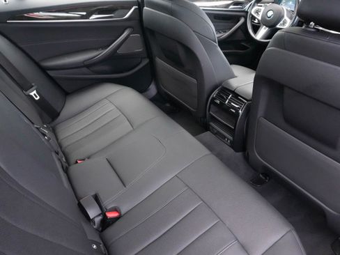 Certified 2023 BMW 540i xDrive w/ M Sport Package image 37