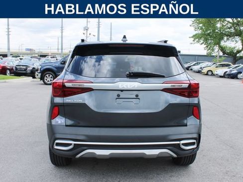 Used 2022 Kia Seltos S FWD image 4