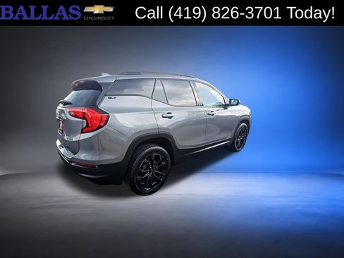 Certified 2021 GMC Terrain SLT w/ Elevation Edition AWD/4WD image 7