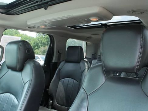 Used 2016 GMC Acadia Denali AWD/4WD image 15
