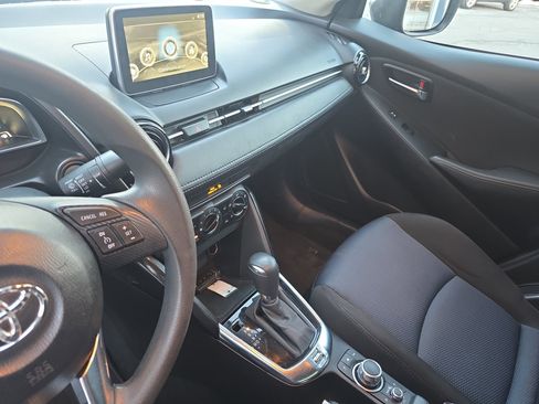 Used 2018 Toyota Yaris iA image 23