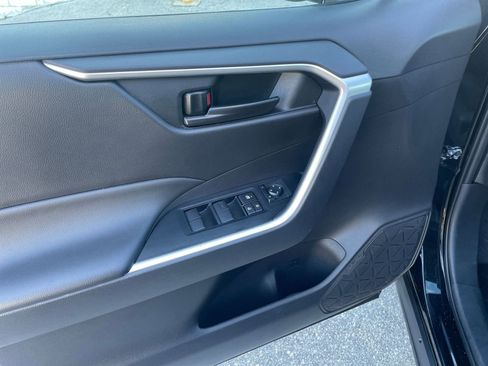 Used 2025 Toyota RAV4 LE image 20