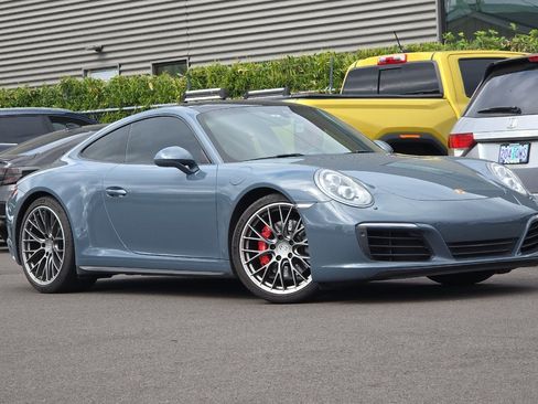 Used 2017 Porsche 911 Carrera 4S AWD/4WD image 2