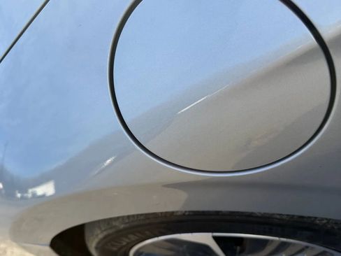 Used 2021 Hyundai Ioniq SE image 19