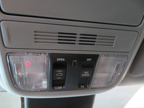 Used 2024 Honda Odyssey EX-L image 47