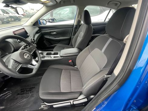 Used 2025 Nissan Sentra SV image 27
