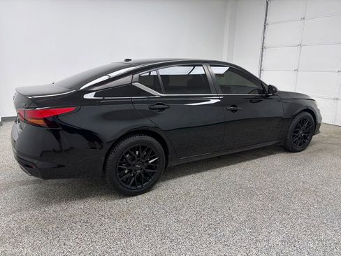 Used 2020 Nissan Altima 2.5 SR w/ Premium Package AWD/4WD image 7