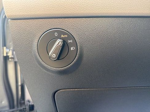 Certified 2024 Volkswagen Taos S image 5