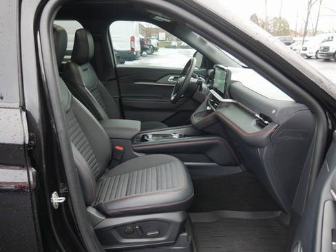 Used 2025 Ford Explorer ST-Line w/ Premium Package image 28