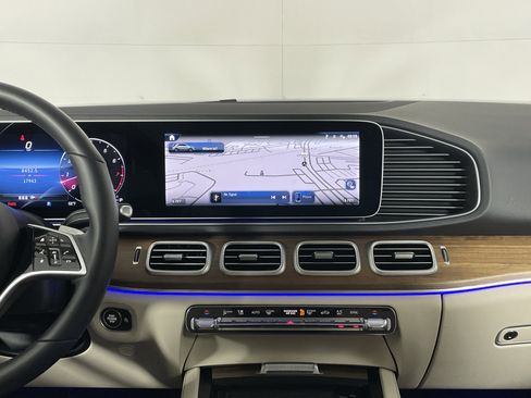 Certified 2024 Mercedes-Benz GLE 350 4MATIC image 17