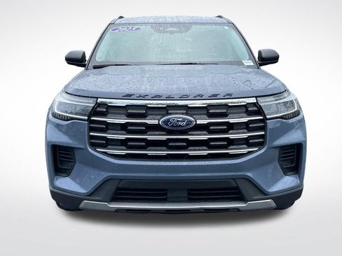 Used 2025 Ford Explorer Active RWD image 9