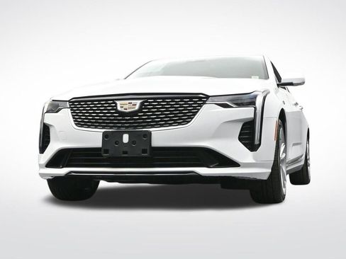 Used 2023 Cadillac CT4 Luxury w/ Sun And Sound Package AWD/4WD image 31