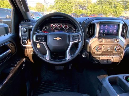 Used 2021 Chevrolet Silverado 2500 LT w/ Convenience Package AWD/4WD image 6