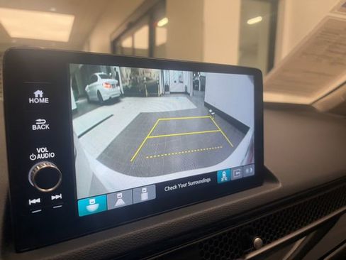 Used 2023 Honda Civic Touring image 17