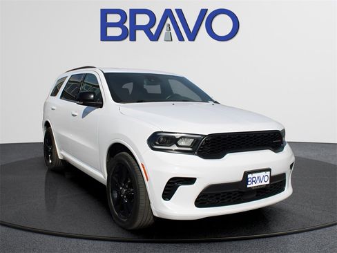 Used 2024 Dodge Durango GT image 3