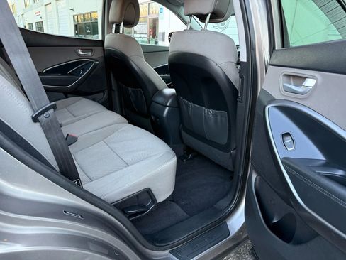 Used 2018 Hyundai Santa Fe Sport w/ 2.4L Value Package 02 image 21