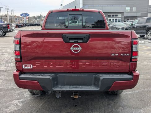 Used 2022 Nissan Frontier SV image 5