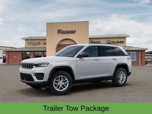 New 2025 Jeep Grand Cherokee Laredo X w/ Luxury Tech Group I image 3