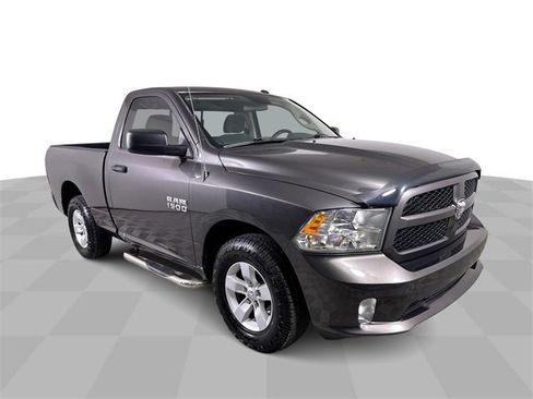 Used 2018 RAM 1500 Express image 2