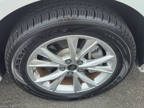 Used 2023 Audi Q3 2.0T Premium Plus w/ Premium Plus Package AWD/4WD image 8