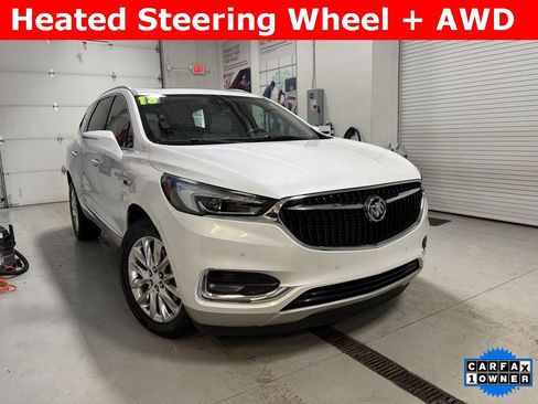 Used 2018 Buick Enclave Premium w/ Experience Buick Package image 1