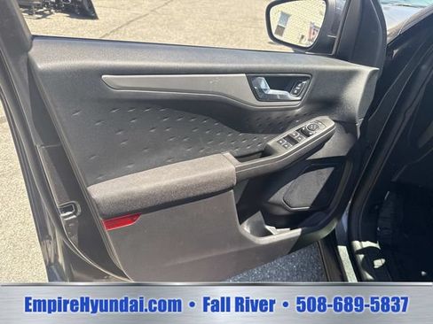 Used 2020 Ford Escape SE AWD/4WD image 17