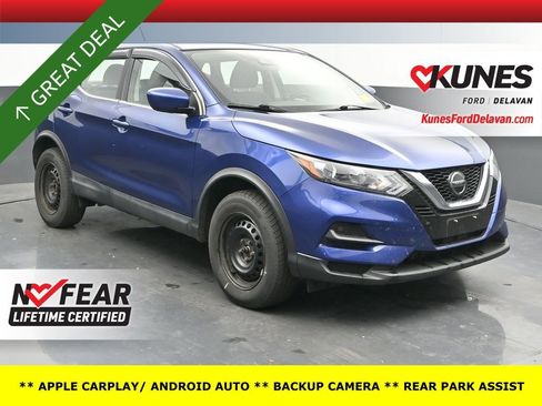 Used 2020 Nissan Rogue Sport S image 1