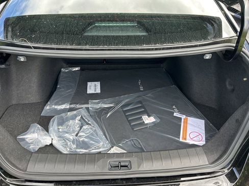 New 2026 Nissan Sentra SR w/ SR Premium Package FWD image 51