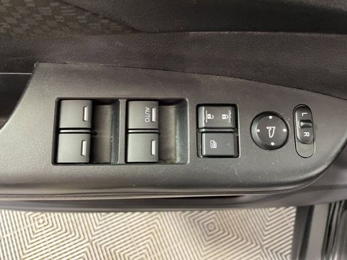 Used 2016 Honda CR-V EX image 10