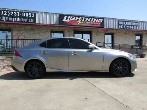 Used 2016 Lexus IS 200t w/ F Sport Package RWD image 5