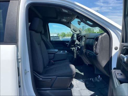 Certified 2022 Chevrolet Silverado 2500 Custom w/ Custom Convenience Package AWD/4WD image 14